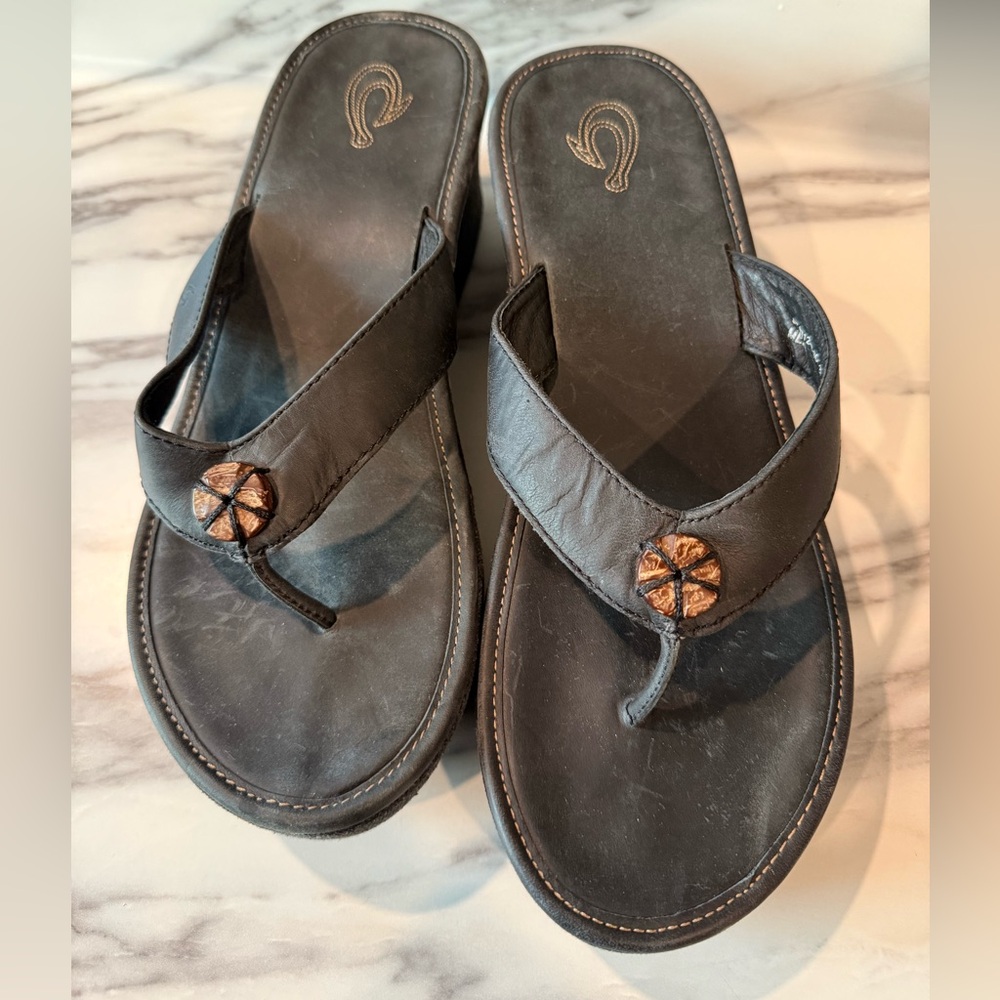 OluKai Melia Wedge Sandals